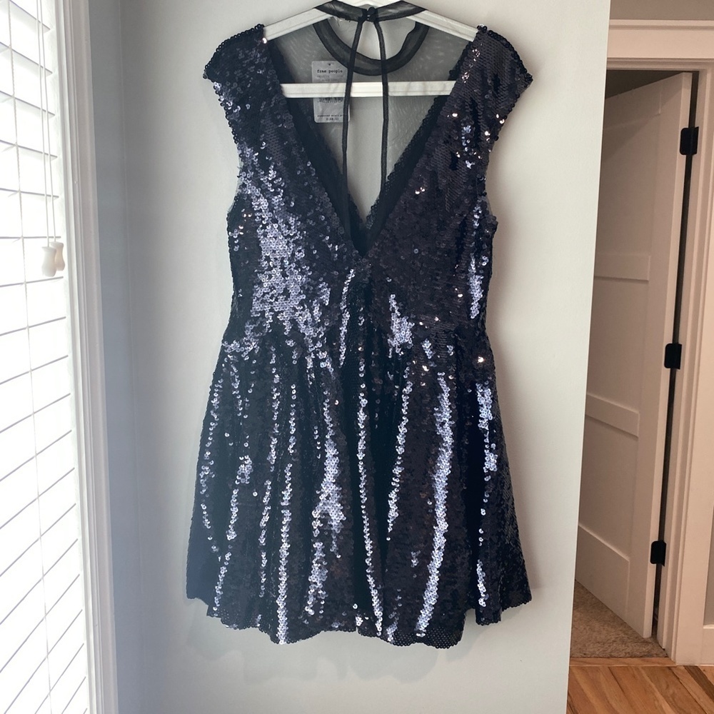 Free People Dance Til Dawn Black Sequined Mini Dress Size Small NWT (runs big) - Picture 6 of 10